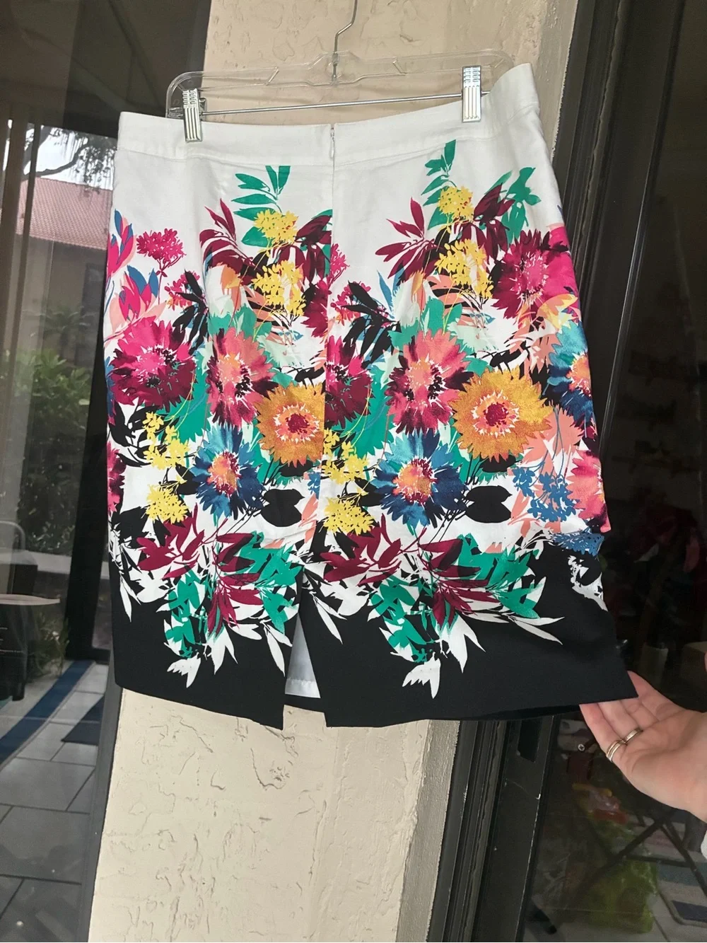 Van Heusen White Floral Pencil Skirt with Multicolor Bouquet - Picture 6 of 8